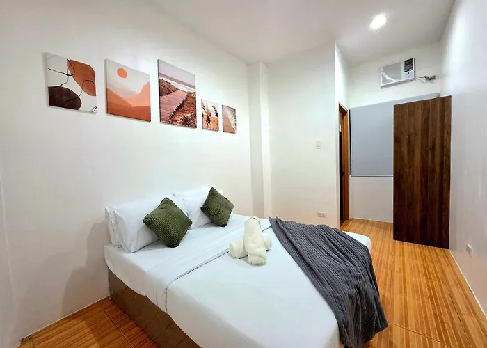 U1 La Guardia Townhouse 2 Bedroom Unit Free Parking Near It Park Leilighet *