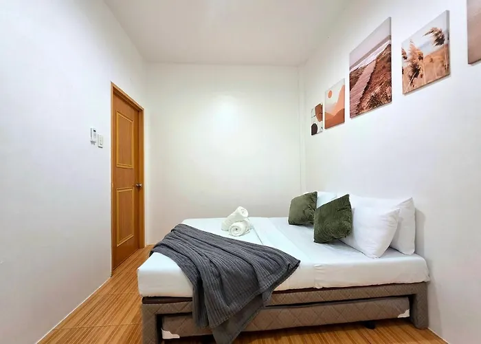 U1 La Guardia Townhouse 2 Bedroom Unit Free Parking Near It Park Leilighet *