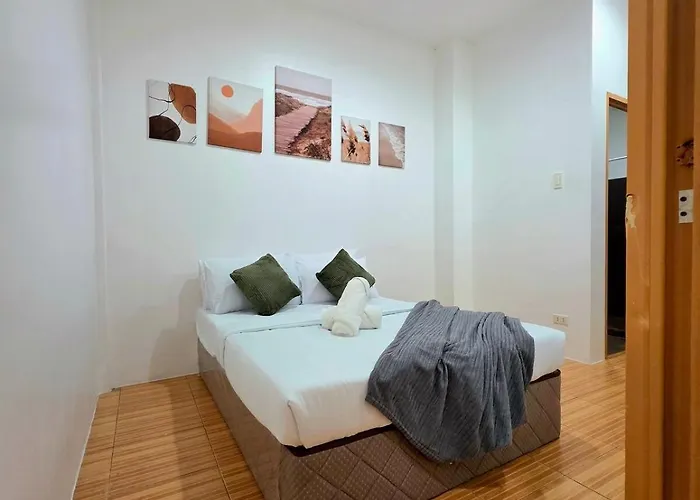 U1 La Guardia Townhouse 2 Bedroom Unit Free Parking Near It Park Cebu
