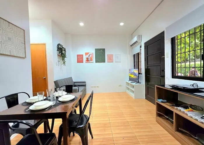 Leilighet U1 La Guardia Townhouse 2 Bedroom Unit Free Parking Near It Park