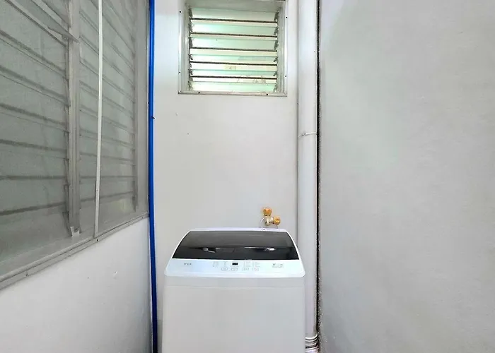 U1 La Guardia Townhouse 2 Bedroom Unit Free Parking Near It Park Leilighet Cebu