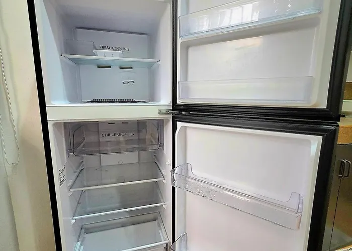U1 La Guardia Townhouse 2 Bedroom Unit Free Parking Near It Park Leilighet